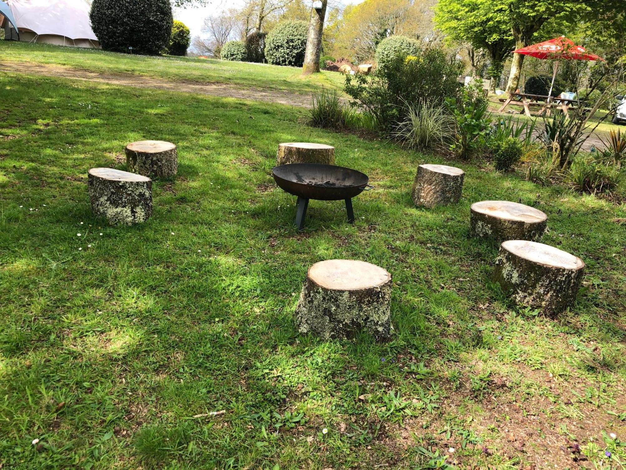 Camping Au Du Drennec Glamping Tent